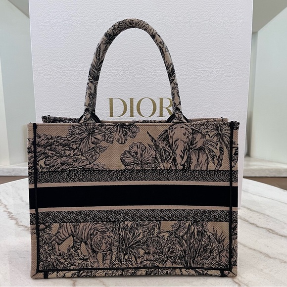 NWT Dior Book Tote Medium Canvas Embroidered Dioriviera Toile De Jouy Black Tan - Picture 5 of 16